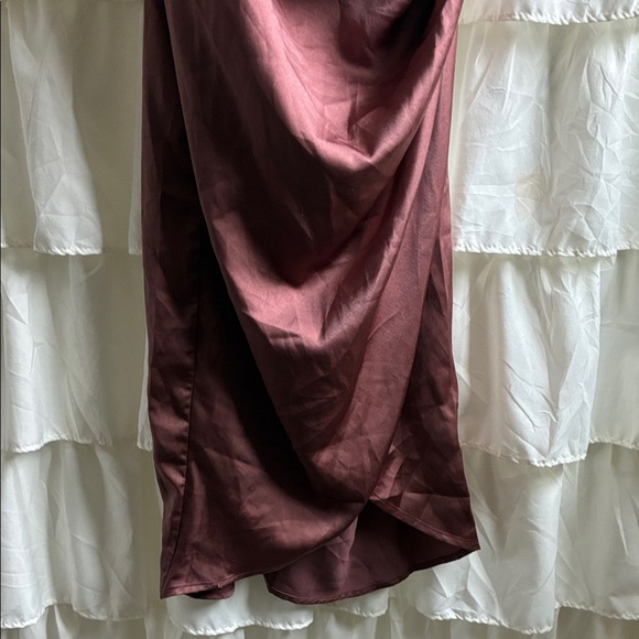 Asymmetrical Dress - Picture 7 of 7